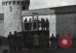 Standbild NS-Kriegsverbrecher Bruchsal Deutschland, 1946, aus Sekunde 41 historischem Filmmaterial Videoclip 65675074145
