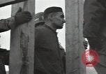 Standbild NS-Kriegsverbrecher Bruchsal Deutschland, 1946, aus Sekunde 45 historischem Filmmaterial Videoclip 65675074145