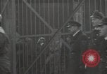 Standbild NS-Kriegsverbrecher Bruchsal Deutschland, 1946, aus Sekunde 13 historischem Filmmaterial Videoclip 65675074146