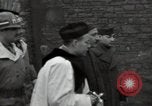 Standbild NS-Kriegsverbrecher Bruchsal Deutschland, 1946, aus Sekunde 17 historischem Filmmaterial Videoclip 65675074148