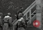 Standbild NS-Kriegsverbrecher Bruchsal Deutschland, 1946, aus Sekunde 29 historischem Filmmaterial Videoclip 65675074148