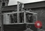 Standbild NS-Kriegsverbrecher Bruchsal Deutschland, 1946, aus Sekunde 36 historischem Filmmaterial Videoclip 65675074148