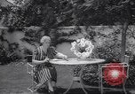Immagine di Clara Kimball Young Los Angeles California USA, 1939, secondo 13 filmato di repertorio 65675074179