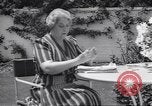 Immagine di Clara Kimball Young Los Angeles California USA, 1939, secondo 24 filmato di repertorio 65675074179
