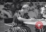 Immagine di Clara Kimball Young Los Angeles California USA, 1939, secondo 34 filmato di repertorio 65675074179