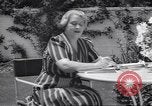 Immagine di Clara Kimball Young Los Angeles California USA, 1939, secondo 39 filmato di repertorio 65675074179