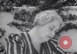 Immagine di Clara Kimball Young Los Angeles California USA, 1939, secondo 41 filmato di repertorio 65675074179