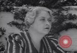 Immagine di Clara Kimball Young Los Angeles California USA, 1939, secondo 44 filmato di repertorio 65675074179