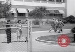 Standbild Walt Disney Studio Burbank California USA, 1943, aus Sekunde 62 historischem Filmmaterial Videoclip 65675074180