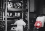 Immagine di Walt Disney Animation Studios Burbank California USA, 1943, secondo 7 filmato di repertorio 65675074182