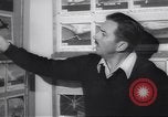 Immagine di Walter Disney con gli artisti Burbank California USA, 1943, secondo 62 filmato di repertorio 65675074183