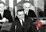 Immagine di Il presidente Lyndon Johnson Washington DC USA, 1965, secondo 48 filmato di repertorio 65675074187