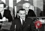 Immagine di Il presidente Lyndon Johnson Washington DC USA, 1965, secondo 61 filmato di repertorio 65675074187