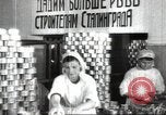 Immagine di Lavoratori sovietica Stalingrad Russia Unione Sovietica, 1945, secondo 42 filmato di repertorio 65675074191