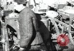 Immagine di Lavoratori sovietica Stalingrad Russia Unione Sovietica, 1945, secondo 61 filmato di repertorio 65675074191