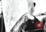 Standbild May Day Parade Stalingrad Russland Sowjetunion, 1945, aus Sekunde 39 historischem Filmmaterial Videoclip 65675074193