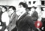 Standbild May Day Parade Stalingrad Russland Sowjetunion, 1945, aus Sekunde 53 historischem Filmmaterial Videoclip 65675074193
