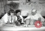 Standbild Landwirte Sowjetunion, 1947, aus Sekunde 42 historischem Filmmaterial Videoclip 65675074203