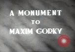 Immagine di Monumento a Maxiom Gorky Unione Sovietica, 1947, secondo 4 filmato di repertorio 65675074206