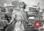 Immagine di Monumento a Maxiom Gorky Unione Sovietica, 1947, secondo 60 filmato di repertorio 65675074206
