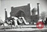 Immagine di Casa da tè Samarcanda Uzbek Repubblica Socialista Sovietica, 1947, secondo 8 filmato di repertorio 65675074209