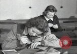 Image étudiants République socialiste soviétique de Lettonie Riga, 1947, de la seconde 28 séquences d'archives historiques vidéo 65675074211