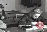 Image étudiants République socialiste soviétique de Lettonie Riga, 1947, de la seconde 31 séquences d'archives historiques vidéo 65675074211