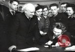 Standbild sowjetischen Arbeiter Sowjetunion, 1947, aus Sekunde 58 historischem Filmmaterial Videoclip 65675074214