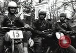 Standbild Motorrad Rennen Moskau Russland Sowjetunion, 1947, aus Sekunde 17 historischem Filmmaterial Videoclip 65675074216