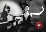 Immagine di Ballerina Maya Plisetskaya Mosca Russia Unione Sovietica, 1947, secondo 27 filmato di repertorio 65675074217