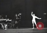 Immagine di Ballerina Maya Plisetskaya Mosca Russia Unione Sovietica, 1947, secondo 33 filmato di repertorio 65675074217