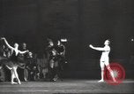 Immagine di Ballerina Maya Plisetskaya Mosca Russia Unione Sovietica, 1947, secondo 35 filmato di repertorio 65675074217