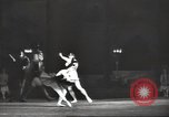 Immagine di Ballerina Maya Plisetskaya Mosca Russia Unione Sovietica, 1947, secondo 38 filmato di repertorio 65675074217