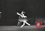 Immagine di Ballerina Maya Plisetskaya Mosca Russia Unione Sovietica, 1947, secondo 41 filmato di repertorio 65675074217