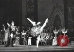 Immagine di Ballerina Maya Plisetskaya Mosca Russia Unione Sovietica, 1947, secondo 45 filmato di repertorio 65675074217