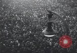 Immagine di Folla ceca Praga Cecoslovacchia, 1953, secondo 7 filmato di repertorio 65675074241