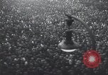 Immagine di Folla ceca Praga Cecoslovacchia, 1953, secondo 8 filmato di repertorio 65675074241