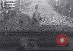 Immagine di Folla ceca Praga Cecoslovacchia, 1953, secondo 15 filmato di repertorio 65675074241