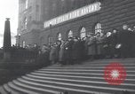 Immagine di Folla ceca Praga Cecoslovacchia, 1953, secondo 20 filmato di repertorio 65675074241