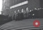 Immagine di Folla ceca Praga Cecoslovacchia, 1953, secondo 22 filmato di repertorio 65675074241