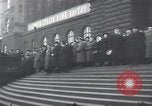 Immagine di Folla ceca Praga Cecoslovacchia, 1953, secondo 23 filmato di repertorio 65675074241