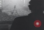 Immagine di Folla ceca Praga Cecoslovacchia, 1953, secondo 29 filmato di repertorio 65675074241