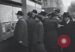 Immagine di Folla ceca Praga Cecoslovacchia, 1953, secondo 26 filmato di repertorio 65675074242