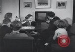 Immagine di Folla ceca Praga Cecoslovacchia, 1953, secondo 40 filmato di repertorio 65675074242
