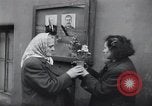 Immagine di Popolo ceco Praga Cecoslovacchia, 1953, secondo 4 filmato di repertorio 65675074244