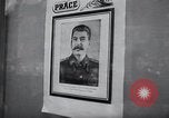 Immagine di Popolo ceco Praga Cecoslovacchia, 1953, secondo 25 filmato di repertorio 65675074244