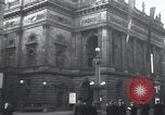 Immagine di Popolo ceco Praga Cecoslovacchia, 1953, secondo 46 filmato di repertorio 65675074244