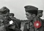 Immagine di Soldati statunitensi Saint Tropez Francia, 1944, secondo 61 filmato di repertorio 65675074252
