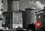 Standbild United States Army Infantry in Fondi Fondi Italien, 1944, aus Sekunde 5 historischem Filmmaterial Videoclip 65675074257