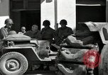 Standbild United States Army Infantry in Fondi Fondi Italien, 1944, aus Sekunde 22 historischem Filmmaterial Videoclip 65675074257